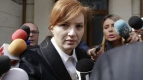 Ruminiya sobiq prezidentining qizi korrupsiyada ayblanmoqda