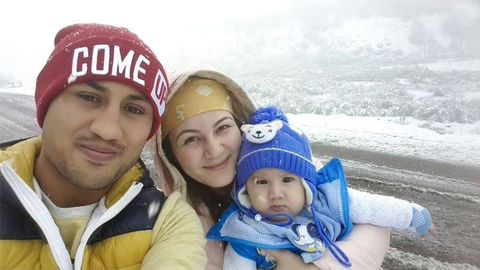 Fazliddin G‘oibnazarov gap-so‘zlarga sevib uylangan ayoli va ikki shirin farzandi bor ekani bilan javob berdi