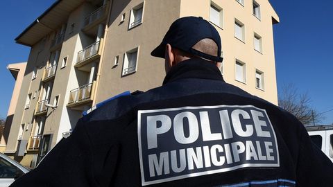 Fransiya ilk bor Xitoyga qochoq korrupsiyachini ekstraditsiya qildi