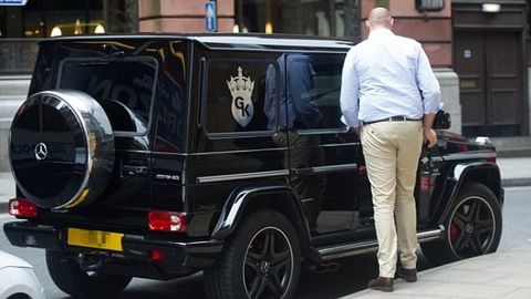 Vladimir Klichko bilan jang oldidan Tayson Fyuri Mersedes SUV avtomobilini xarid qildi