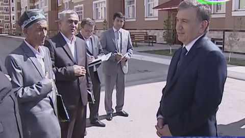 Шавкат Мирзиёев Навоий ва Бухорога ташриф буюрди