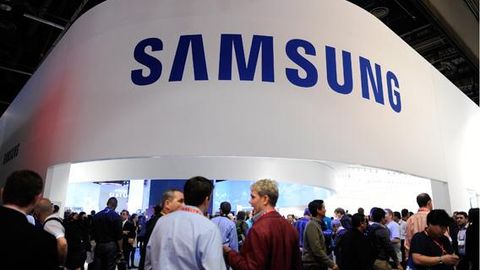 Акциядорлар Samsung’ни компанияни икки қисмга бўлишга чақирди