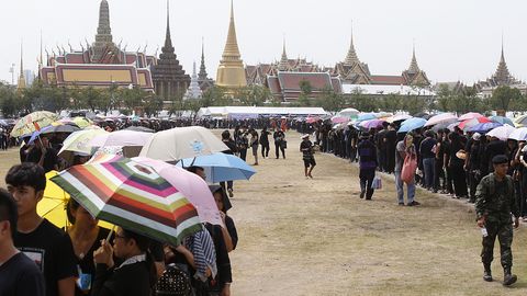 Bangkokda marhum qirol bilan vidolashuv boshlandi