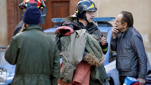 Italiyaning markaziy qismida kuchli zilzila sodir bo‘ldi