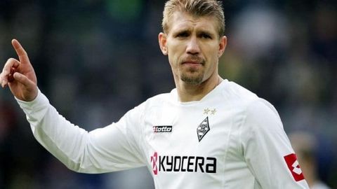 Гиёҳванд моддаларни ташишда айбланган бразиялиялик собиқ футболчи 9 йилга озодликдан маҳрум этилди