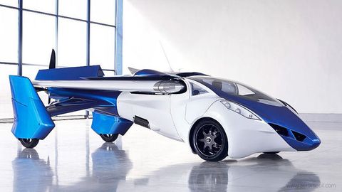 2017 йилда учар автомобиль сотувга чиқарилади