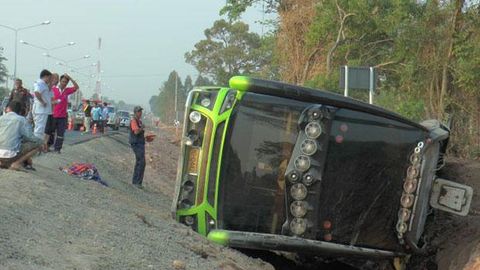 Tailandda yo‘lovchi avtobusi ishtirokidagi YTHda 50 dan ortiq odam jabrlandi