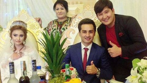 Aktyor Rasulxon Qodirxonov ukasi bilan bir kunda uylandi