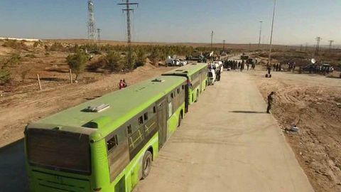 Алеппода гуманитар танаффус яна бир кунга узайтирилди