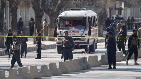 Афғонистондаги портлашларда 5 киши, жумладан, 2 полициячи ҳалок бўлди