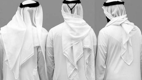 Saudiya Arabistoni shahzodasi sud qaroriga ko‘ra darra bilan savalandi