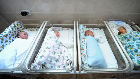 Rossiyalik urush faxriysi tug‘uruqxonalar va bolalar uyiga salkam 2 mln rubl qoldirgani ma’lum bo‘ldi