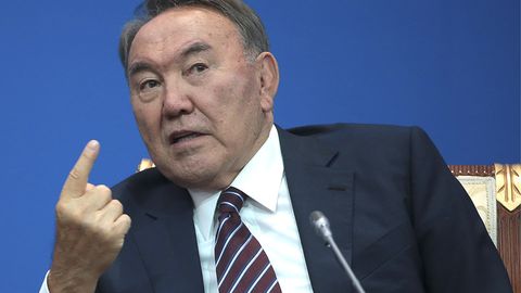 Назарбоев ҳозир ўзининг 2020 йилги президент сайловларидаги иштироки ҳақида гапиришни истамайди