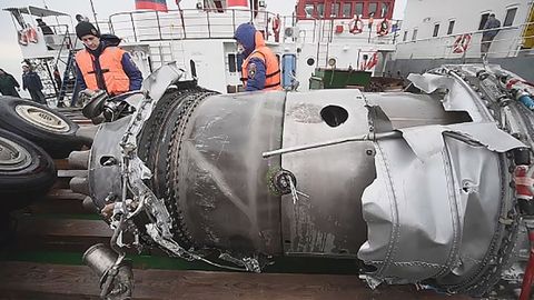 Rossiyaning Tu-154 samolyoti bortidagi terakt taxmini istisno etildi