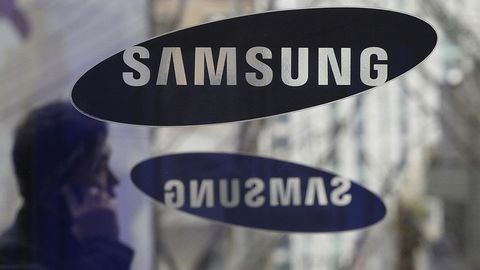 Samsung’нинг яна икки раҳбари коррупция иши юзасидан сўроққа тутилди