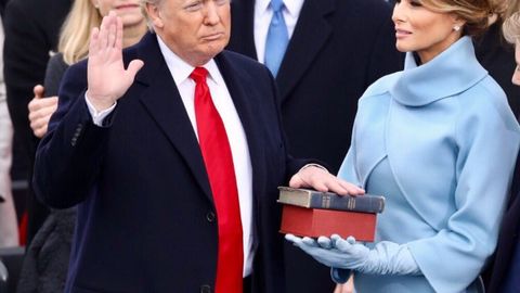 Меланья Трамп биринчи хоним сифатидаги биринчи твитини ижтимоий тармоққа жойлаштирди