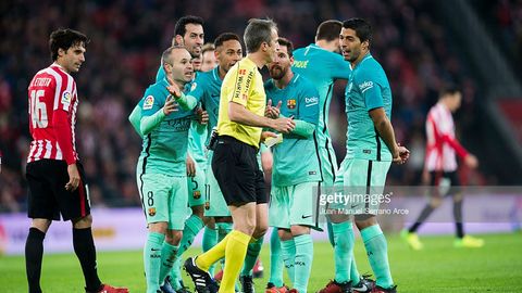 Испания кубоги. «Барселона» икки киши кўп ўйнаб туриб ҳам «Атлетик» майдонида таслим бўлди