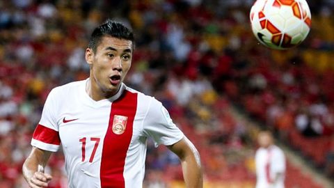 Футбол юлдузларини 5-6 карра қимматроққа сотиб олаётган хитойликлар ўз ватандоши учун 40 баробар кўпроқ пул сарфлади