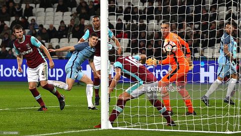 Angliya kubogi. “Vest Hem” darvozasiga 5 ta gol urgan “Manchester Siti” navbatdagi bosqichga yo‘llanma oldi