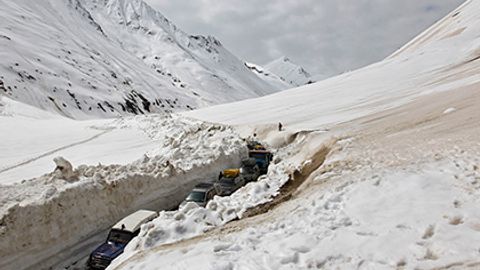 Jammu va Kashmirdagi qor ko‘chkisi oqibatida 19 kishi halok bo‘ldi