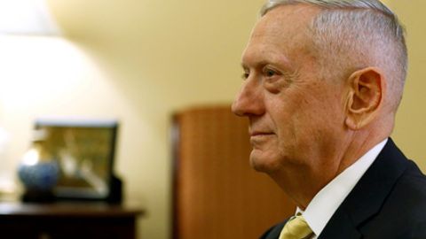 Пентагон раҳбари Столтенбергни НАТОнинг АҚШ учун муҳимлигига ишонтирди