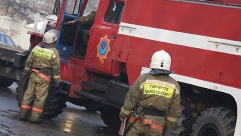 Остонадаги меҳмонхоналардан бирининг саунасида юз берган ёнғин туфайли 14 киши, жумладан, 7 нафар бола эвакуация қилинди