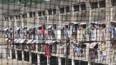 Бразилиядаги қамоқхонада кўтарилган исён туфайли 30 дан ортиқ маҳбус ҳалок бўлди