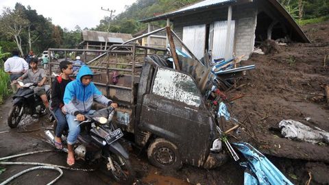 Balida yuz bergan ko‘chki oqibatida 12 kishi halok bo‘ldi