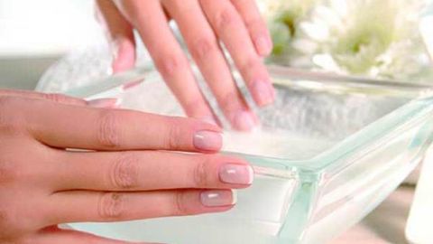 Уй шароитида тирноқларни ўстирамиз