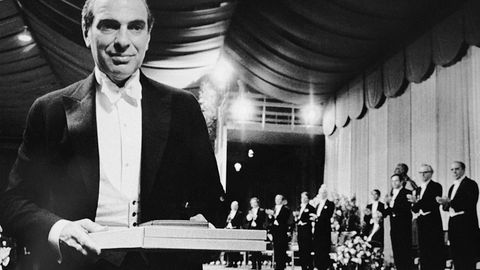 AQShda Nobel mukofotining iqtisod yo‘nalishidagi eng yosh laureati Kennet Errou vafot etdi