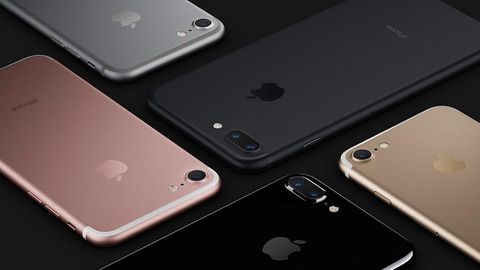 Тошкентдаги «Малика» савдо марказида энг арзон iPhone 7 4,66 млн сўмдан сотилмоқда