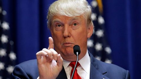 Трамп Эроннинг ракета синовларига ҳарбий жавоб берилишини истисно қилмади