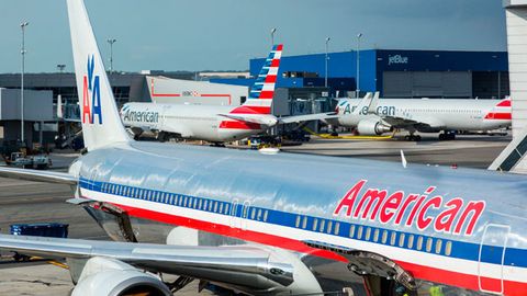 Nyu-York aeroportidagi soqchilar 11 kishini tekshirmasdan reyslarga o‘tkazib yubordi
