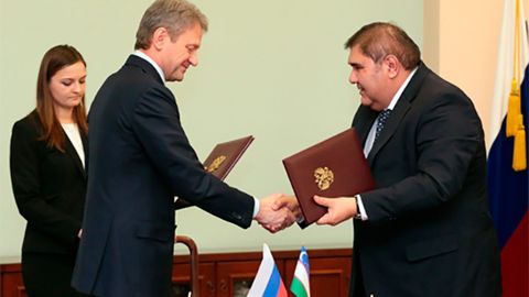 Aleksandr Tkachyov va Elyor G‘aniyev Moskvada fitosanitar talablarga rioya etish haqidagi protokolni imzoladi