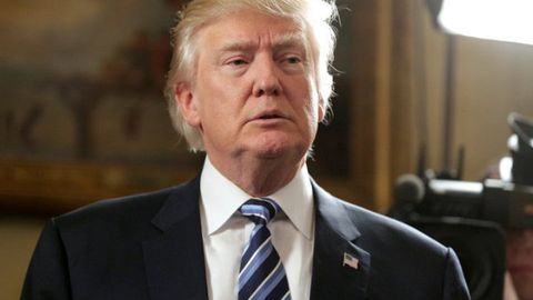 Трамп соғлиқни сақлаш ислоҳоти тўғрисидаги қонун лойиҳасини қайтариб олди