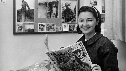 Фидель Кастронинг синглиси 78 ёшида Гаванада оламдан ўтди