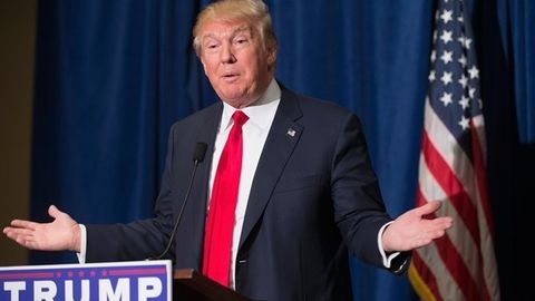 Tramp bir yilda 1 mlrd dollar boyligini yo‘qotdi