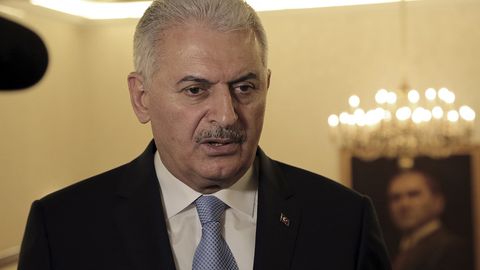 Turkiya Niderlandiya rasmiylariga javob choralari bilan tahdid qildi