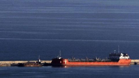 Ispaniya qirg‘oqlarida baliqchilar qayig‘i Rossiya tankeri bilan to‘qnashdi