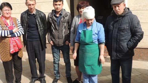 Brakonyerlardan musodara etilgan baliqlar Toshkentdagi mehribonlik uyiga topshirildi