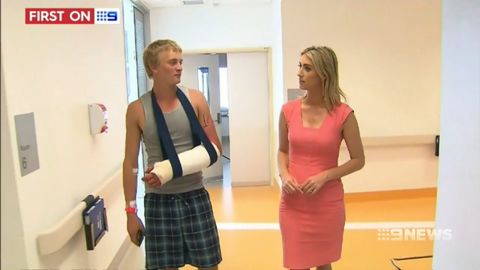 Avstraliyalik yigit qizni hayratda qoldirish uchun timsohlarga to‘la daryoga sakradi