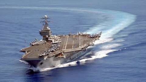 АҚШнинг Carl Vinson авианосецидан учирилган қирувчилари КХДРга икки соатда етиб бора олади