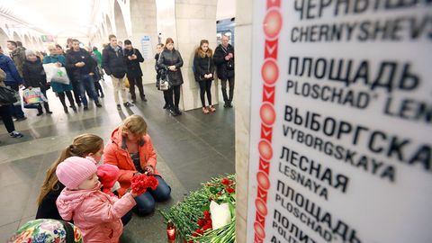 Peterburg metrosidagi terakt qurbonlari soni 15 kishiga yetdi