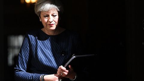 Tereza Mey yanglish gapirib qo‘ydi va turizmga qarshi kurashga chaqirdi