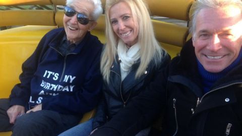 105 ёшли британиялик қария Roller-coaster аттракционида учиб янги рекорд ўрнатди