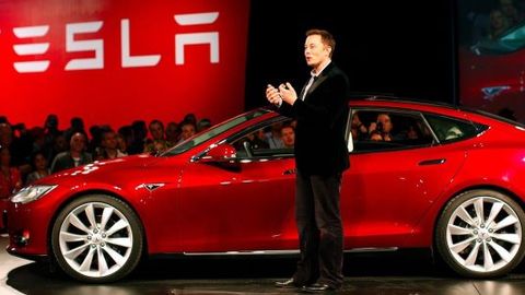 Tesla kapitalizatsiya bo‘yicha AQShdagi eng yirik avtomobil ishlab chiqaruvchiga aylandi