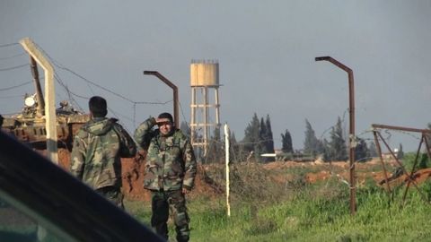 АҚШнинг ракета зарбаларига учраган Сурия авиабазаси одатдаги тартибда ишламоқда