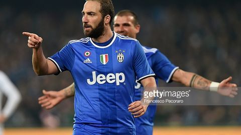 Iguain sobiq klubi “Napoli”ga 2 ta gol urib, “Yuventus”ni Italiya kubogi finaliga olib chiqdi