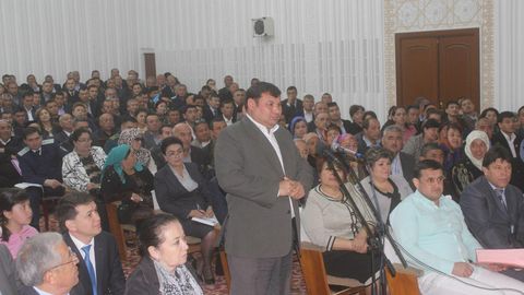 Президент девони хизмати Қуйичирчиқ, Чиноз ва Оққўрғон туманлари аҳолиси учун сайёр қабул ташкил этди