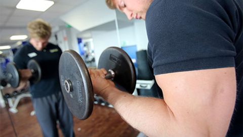 Semiz odamlarning muskul o‘stira olmasligi sababi tushuntirildi